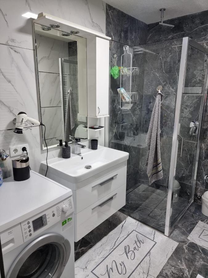 Apartments Four Seasons Сараево Екстериор снимка
