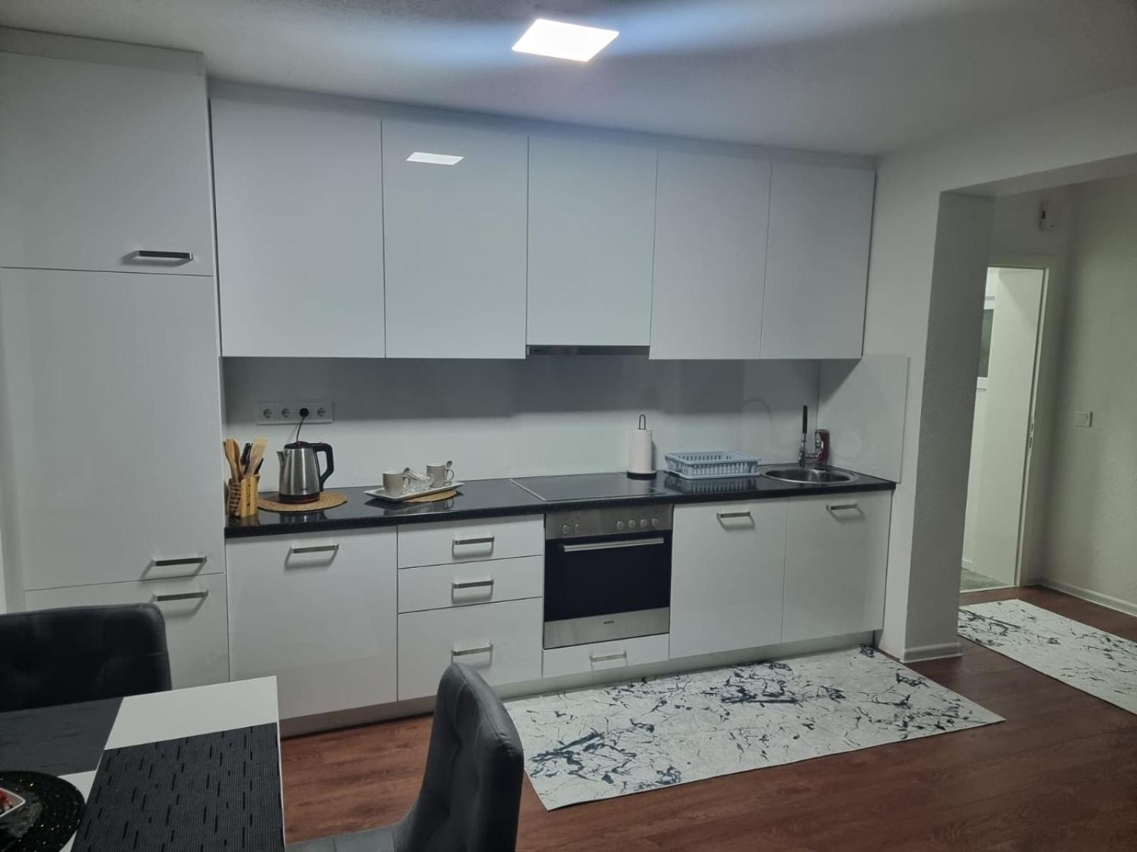 Apartments Four Seasons Сараево Екстериор снимка