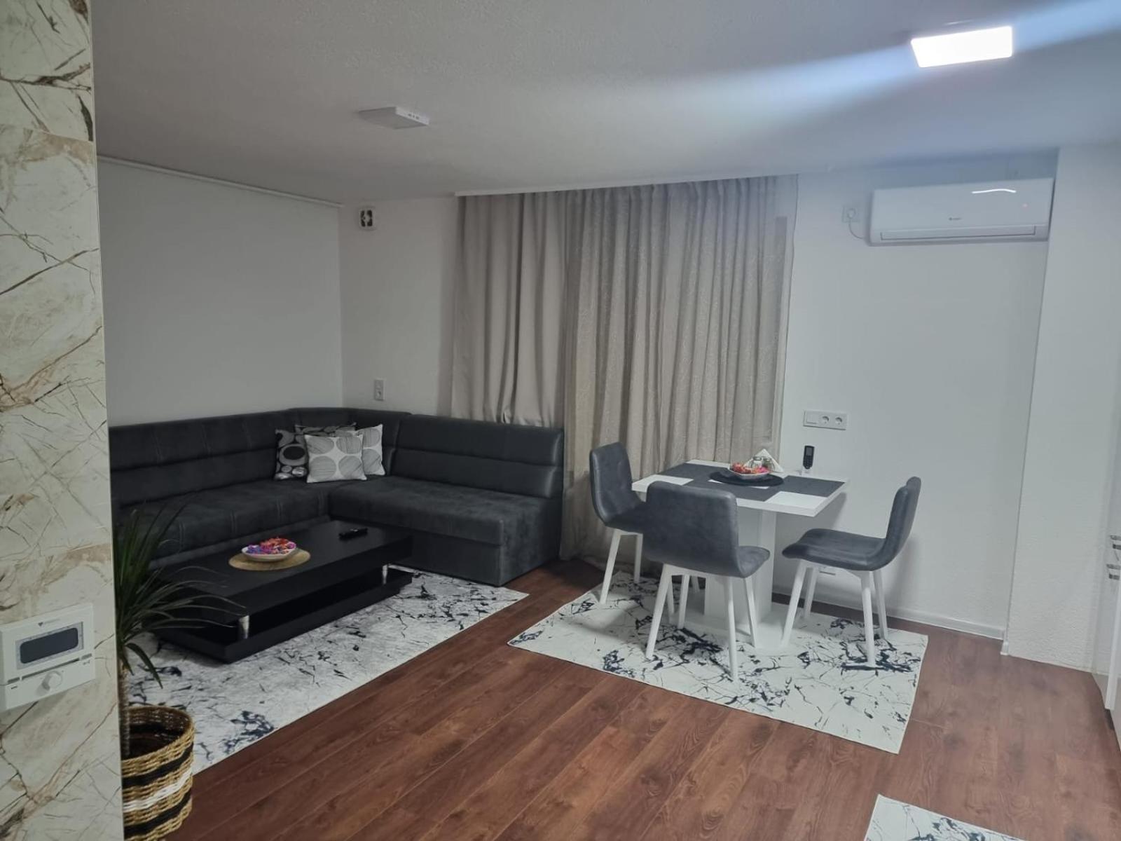 Apartments Four Seasons Сараево Екстериор снимка