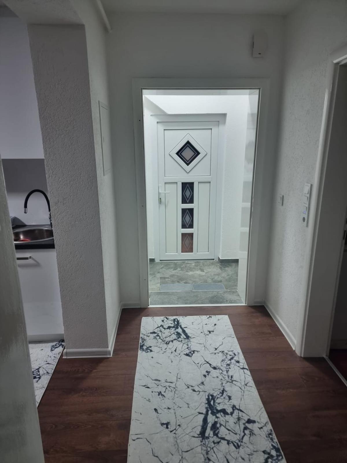 Apartments Four Seasons Сараево Екстериор снимка